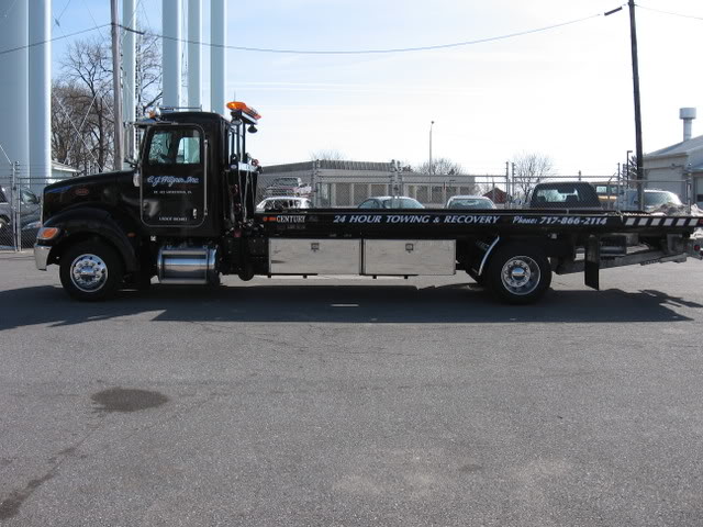Peterbilt Side View